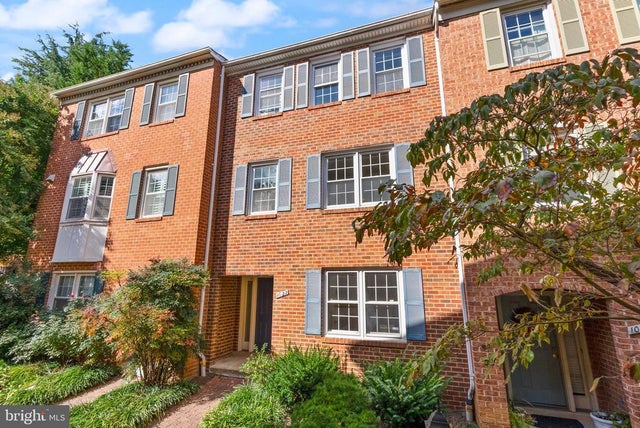 1022 N Cleveland St, Arlington