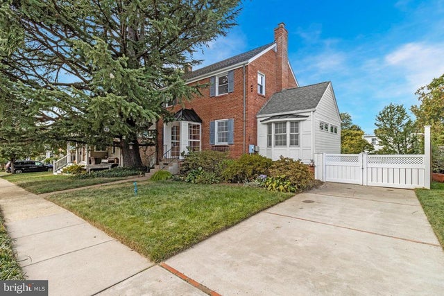 5701 N 18th Rd N, Arlington