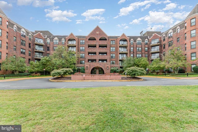 2100 Langston Blvd #320, Arlington