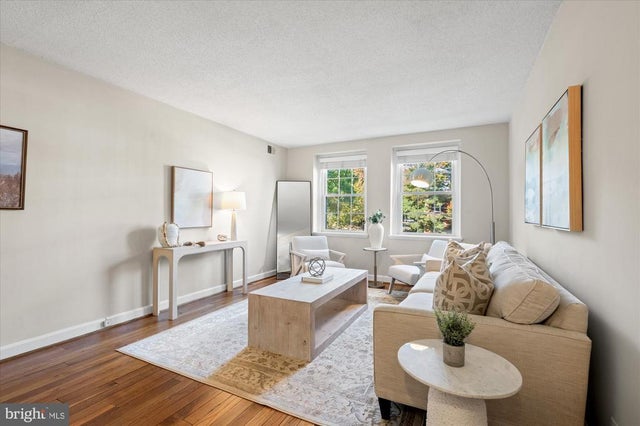 3049 S Buchanan St #b2, Arlington