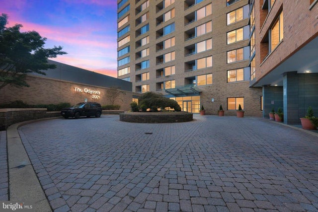 2001 15th St N #420, Arlington