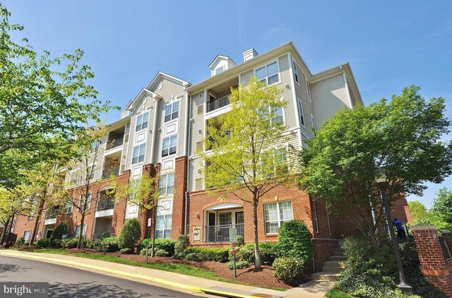 4850 Eisenhower Ave #409, Alexandria