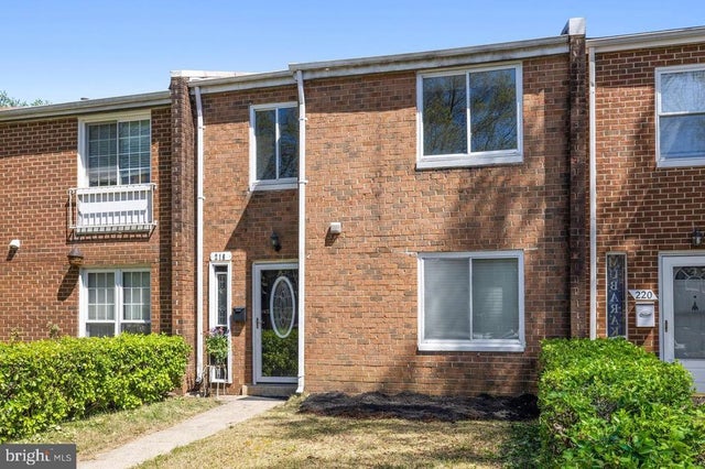 218 Stevenson Sq, Alexandria