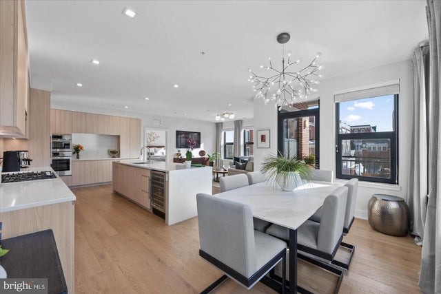 737 Swann Ave #212, ALEXANDRIA