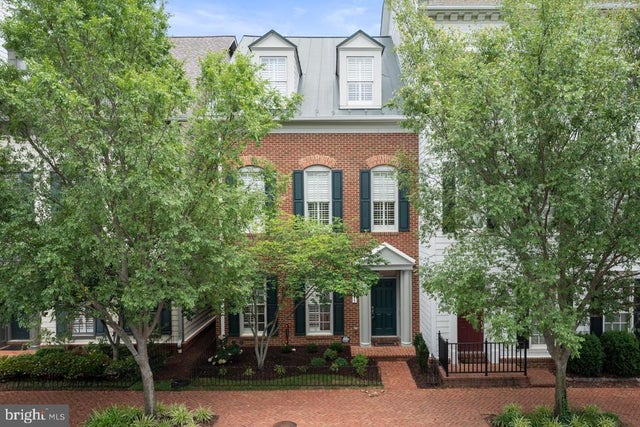 1855 Potomac Greens Dr, ALEXANDRIA