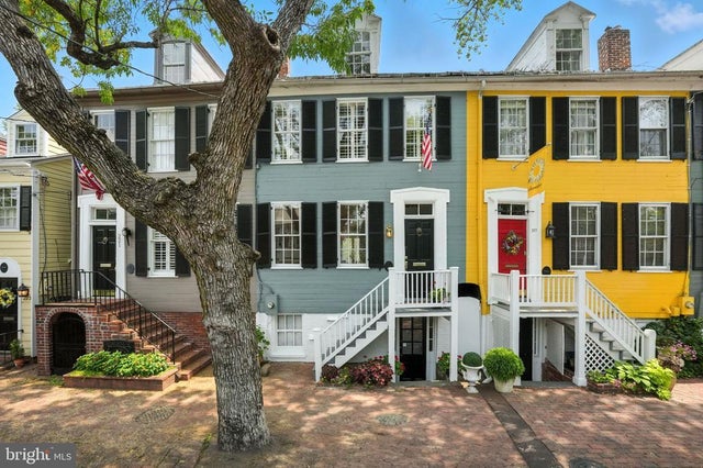 219 N Pitt St, ALEXANDRIA