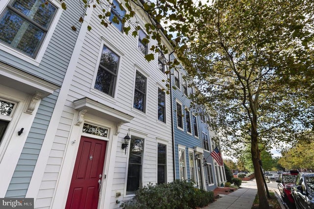 828 Madison St, ALEXANDRIA