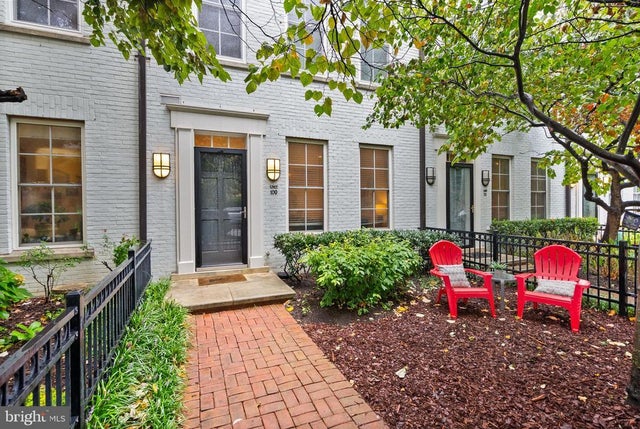 1023 N Royal St #109, Alexandria