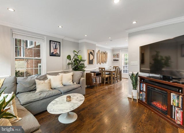 2814 S Columbus St, ARLINGTON