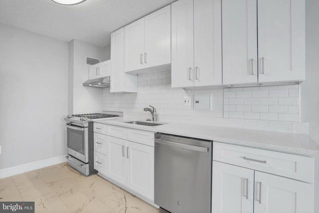 1225 Martha Custis Dr #1116, Alexandria