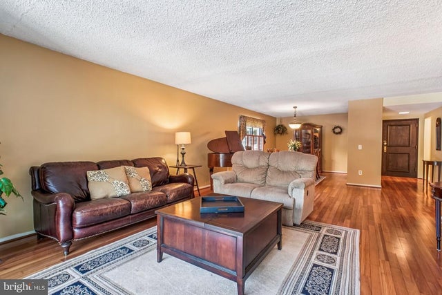 6101 Edsall Rd #402, Alexandria