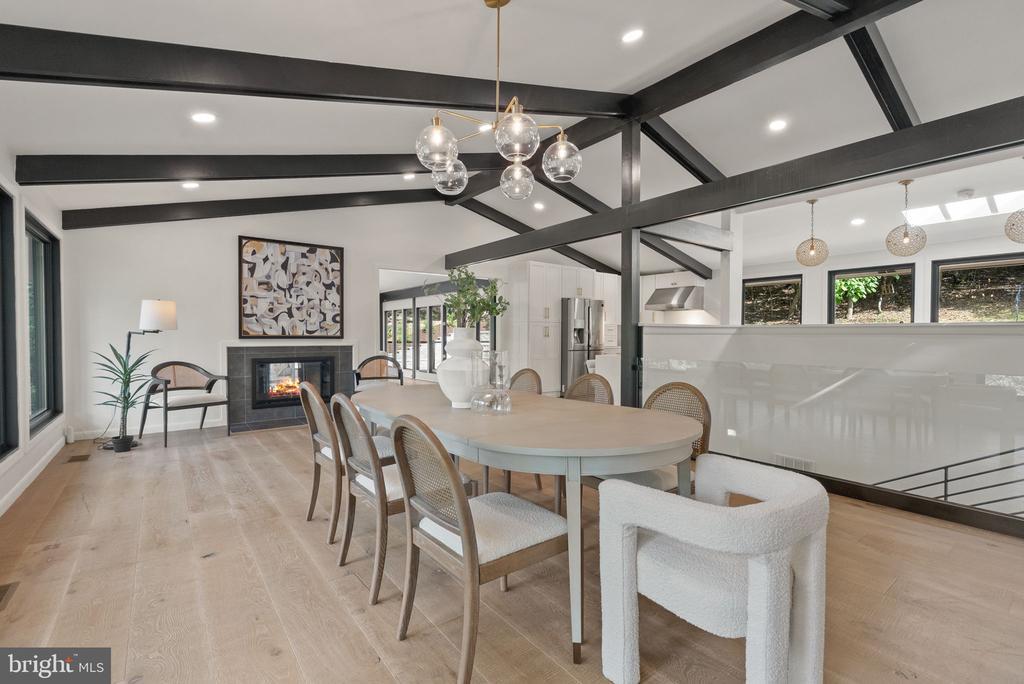 1335 N Pegram St N, ALEXANDRIA