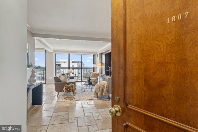 400 Madison St #1607, ALEXANDRIA