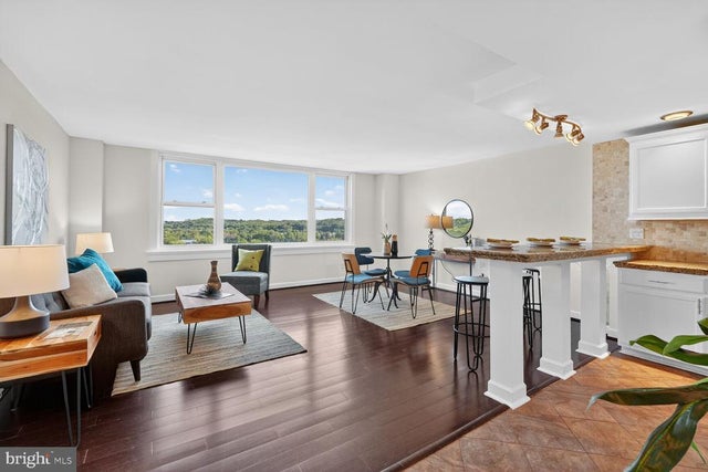 4600 Duke St #1300, Alexandria