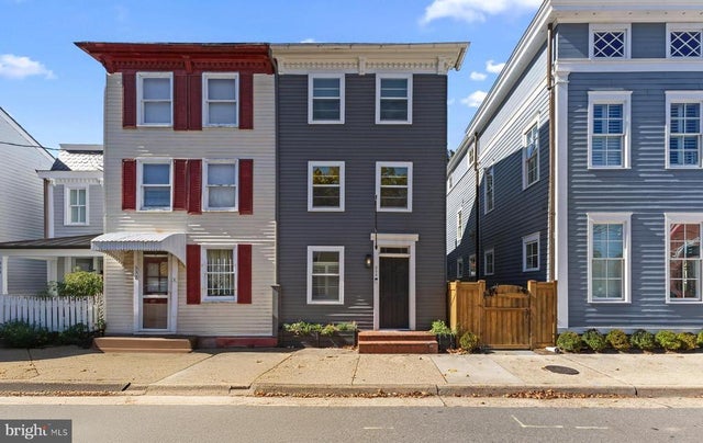 334 N Patrick St, Alexandria