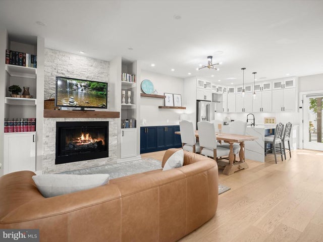 603 N Alfred St, Alexandria