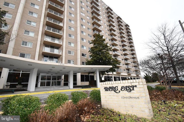 1225 Martha Custis Dr #203, Alexandria