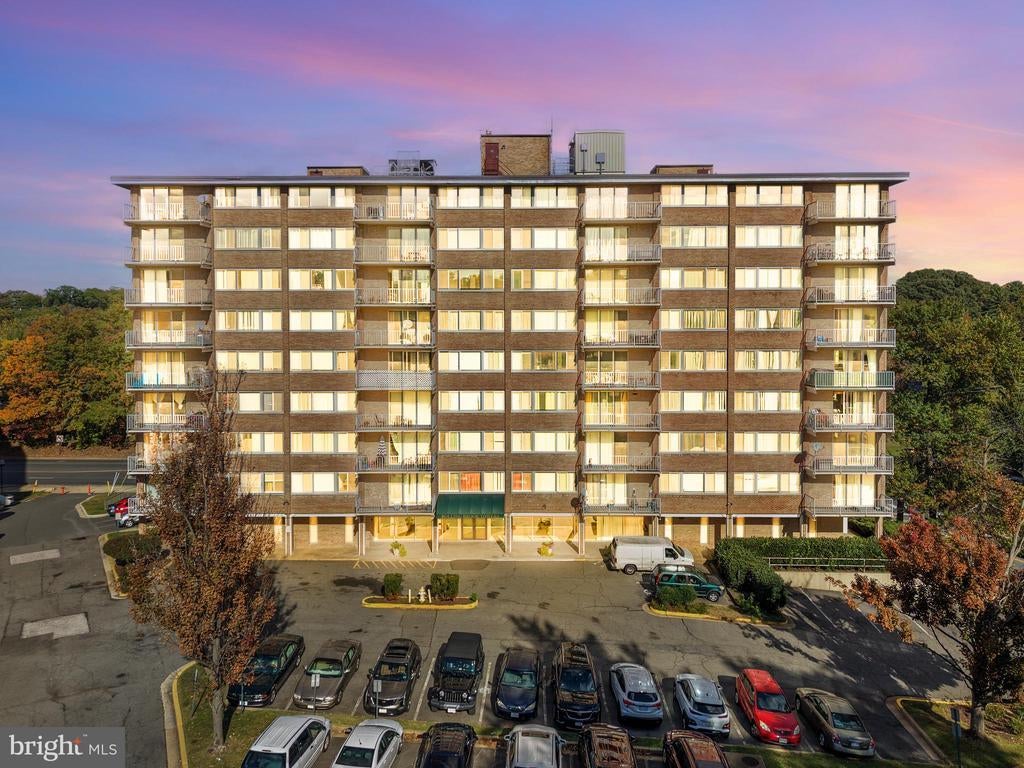 4520 King St #601, ALEXANDRIA