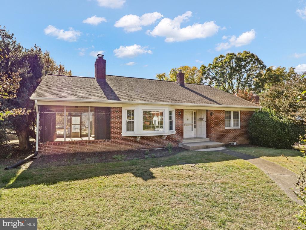 1002 Beverley, ALEXANDRIA