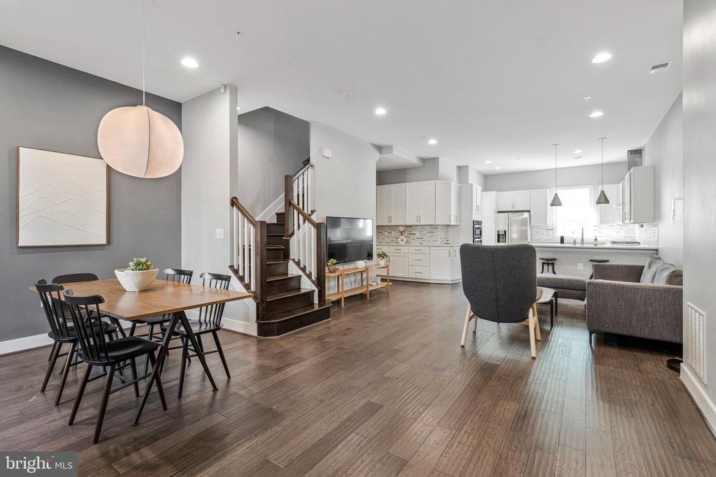 2102 Main Line Blvd, ALEXANDRIA