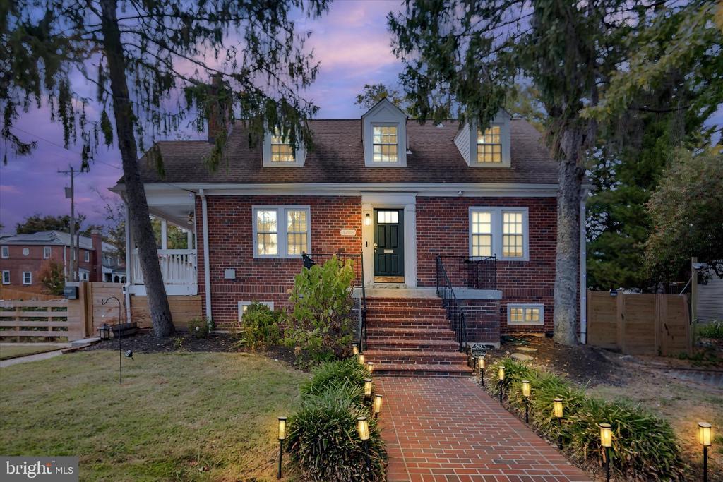 1700 Dewitt Ave, ALEXANDRIA