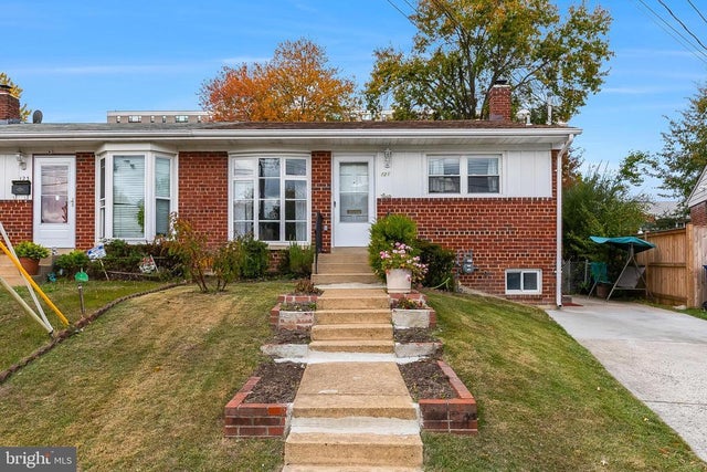 121 Jasper Pl, Alexandria