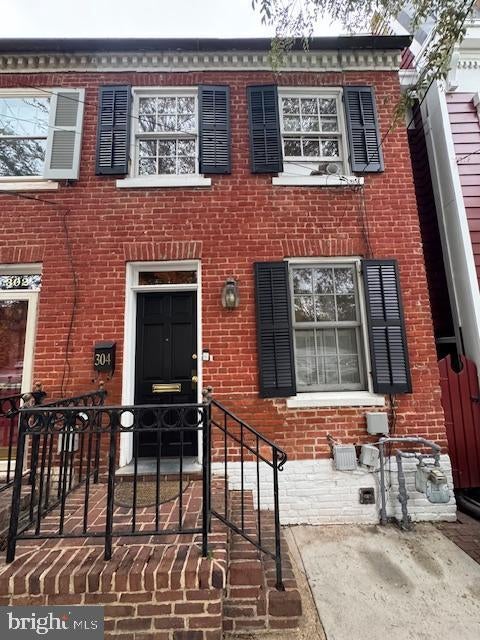 304 N Alfred St, ALEXANDRIA