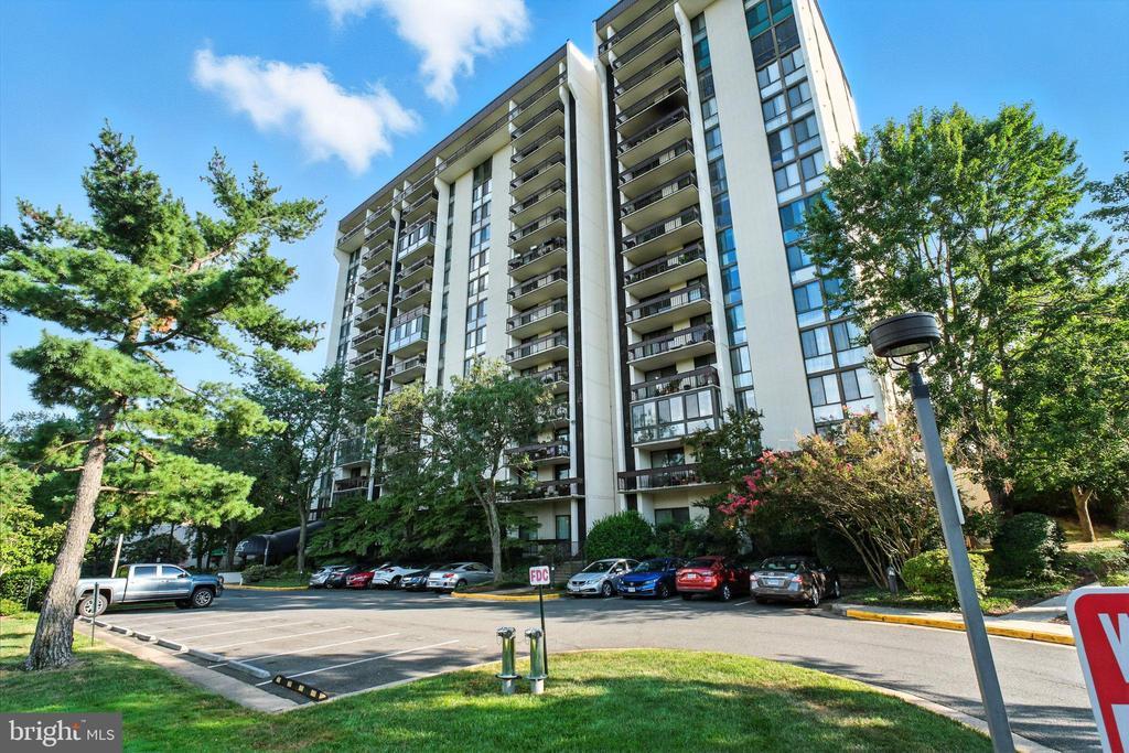 5300 Holmes Run Pkwy #1210, ALEXANDRIA