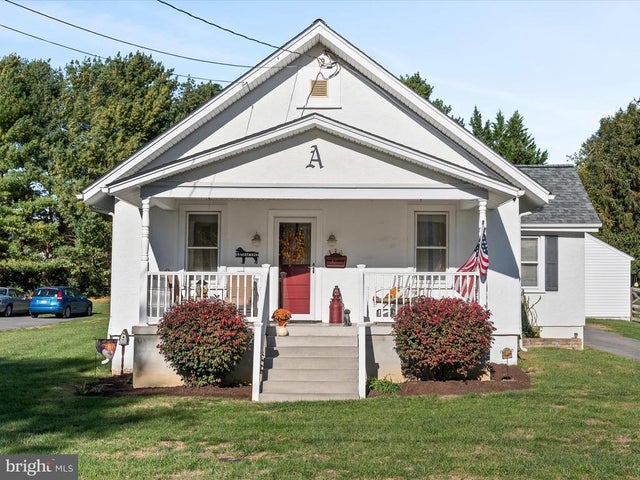236 Walnut St, Berryville