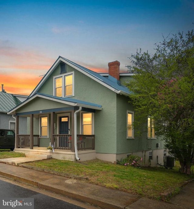 118 W Edmondson St, Culpeper