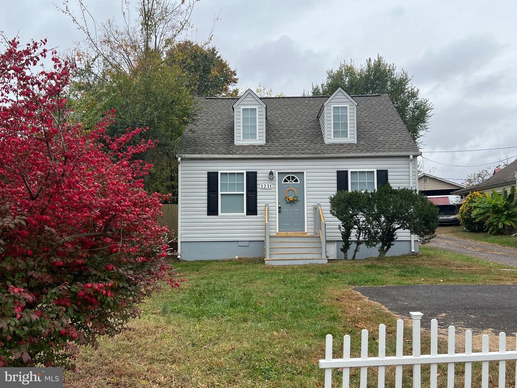 1231 Sperryville Pike, CULPEPER