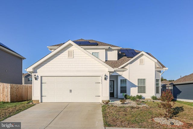 17033 Rollins Rd, Bowling Green