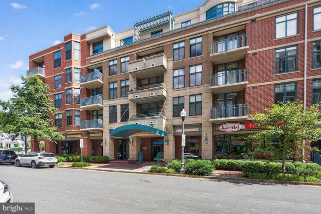 502 W Broad St #501, FALLS CHURCH