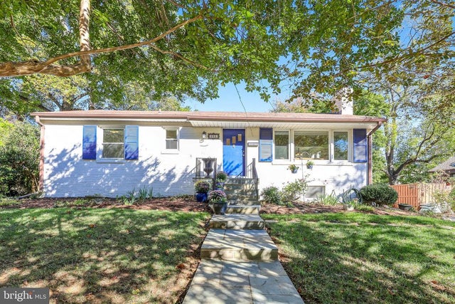 602 Randolph St, Falls Church