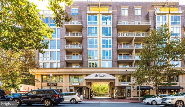 513 W Broad St #702, Falls Church