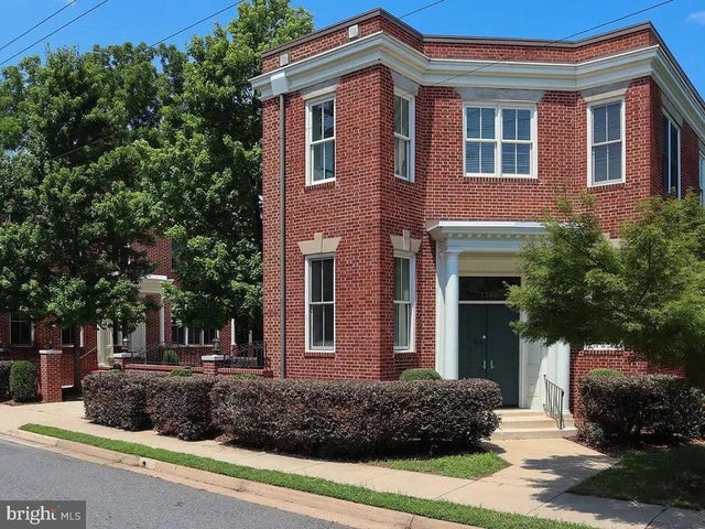 1200 Prince Edward St, Fredericksburg