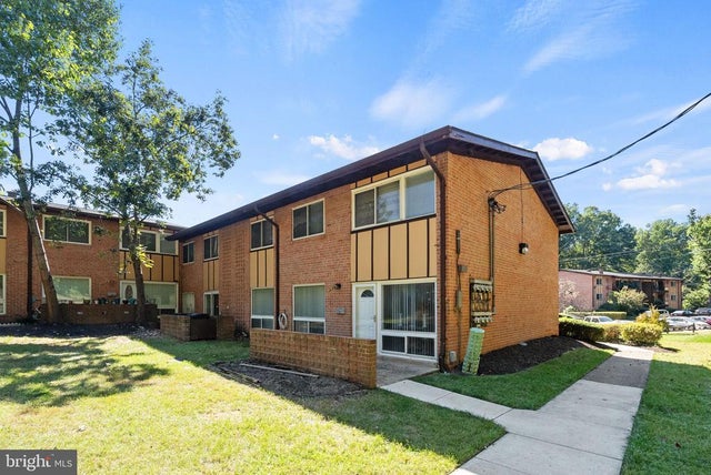 10148 Fair Woods Dr, Fairfax