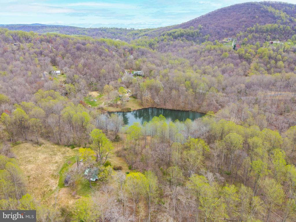 4160 Hardscrabble, LINDEN VA LINDEN Cabin Homes For Sale