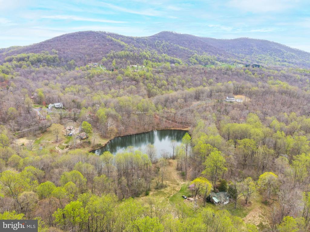 4160 Hardscrabble, LINDEN VA LINDEN Cabin Homes For Sale