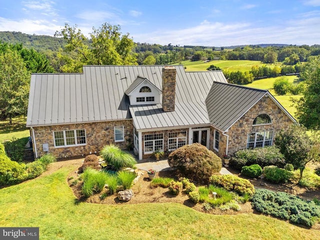 6951 Hilltop Ln, Marshall