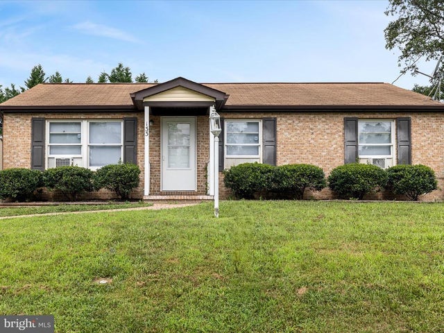 133 Country Park Dr, Winchester