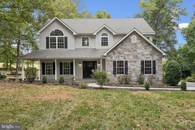 360 Clearview Dr, Clear Brook