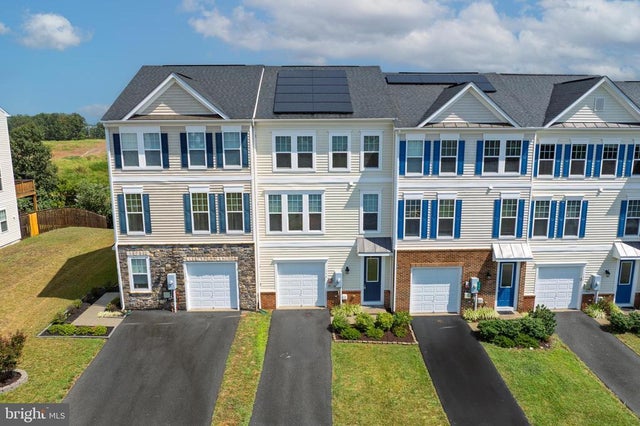 154 Solara Dr, Winchester