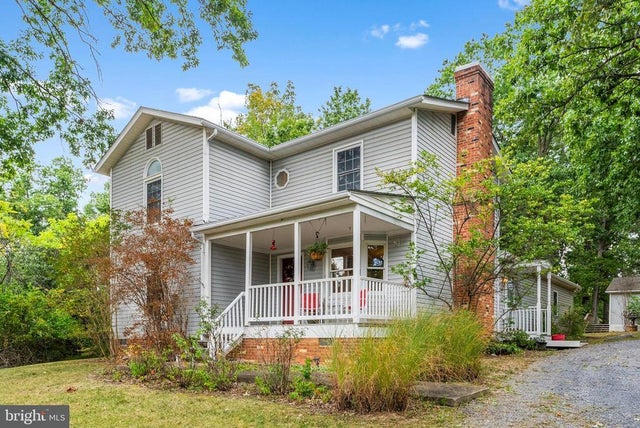 530 Vaucluse Rd, Stephens City