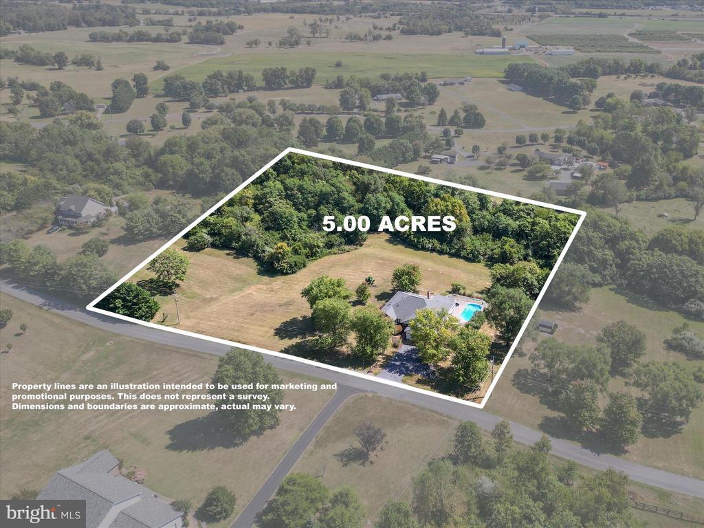 252 Punkin Ridge Dr, CLEAR BROOK