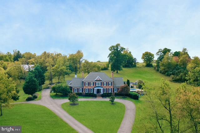 821 Apple Pie Ridge Rd, WINCHESTER