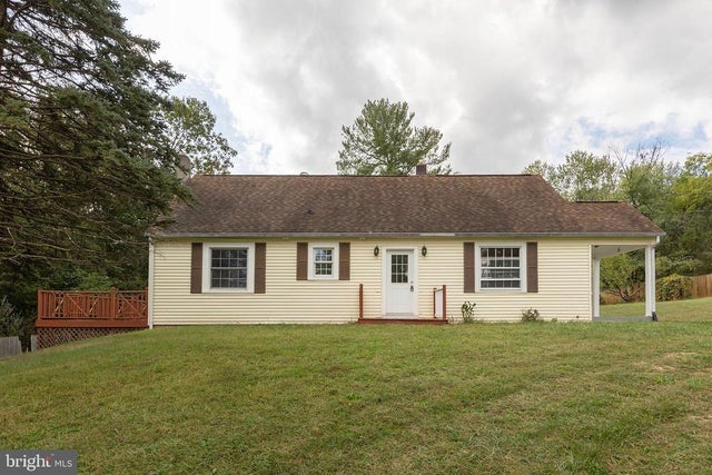 191 Chapman Ln, Winchester