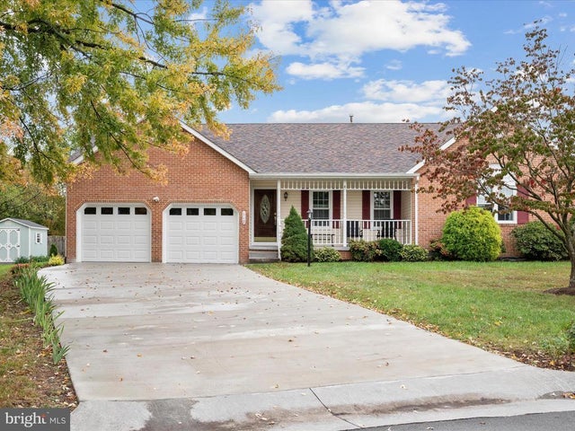 112 Jefferson Ct, Stephens City