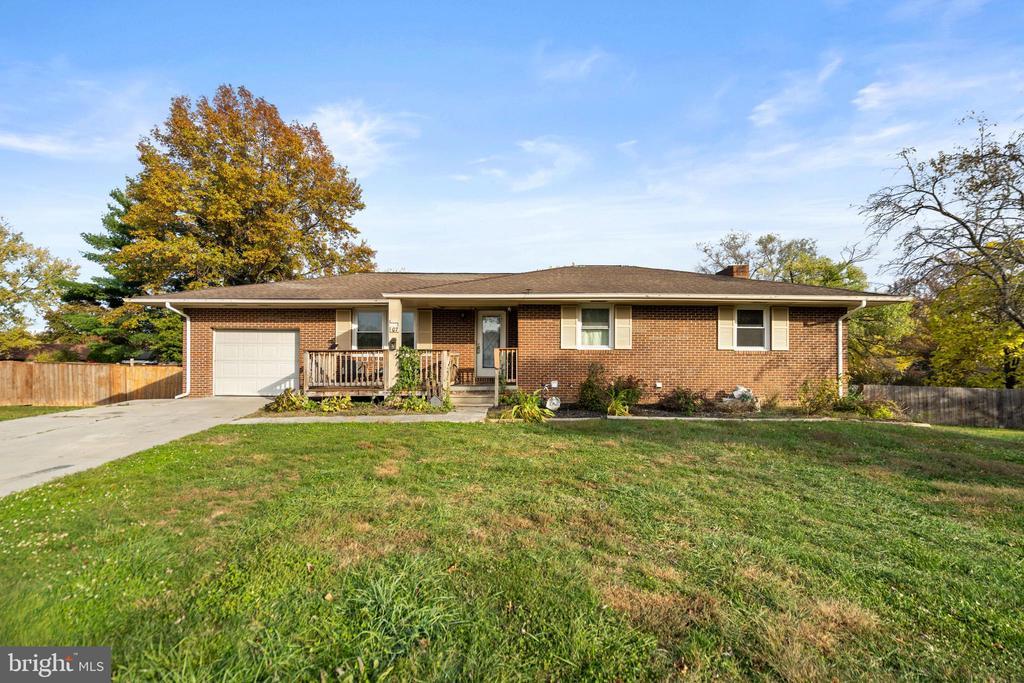 107 Amherst Ct, STEPHENS CITY