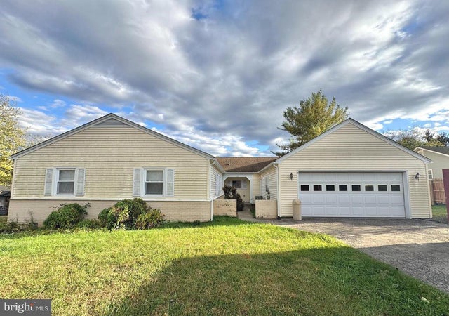 128 Longcroft Rd, Winchester